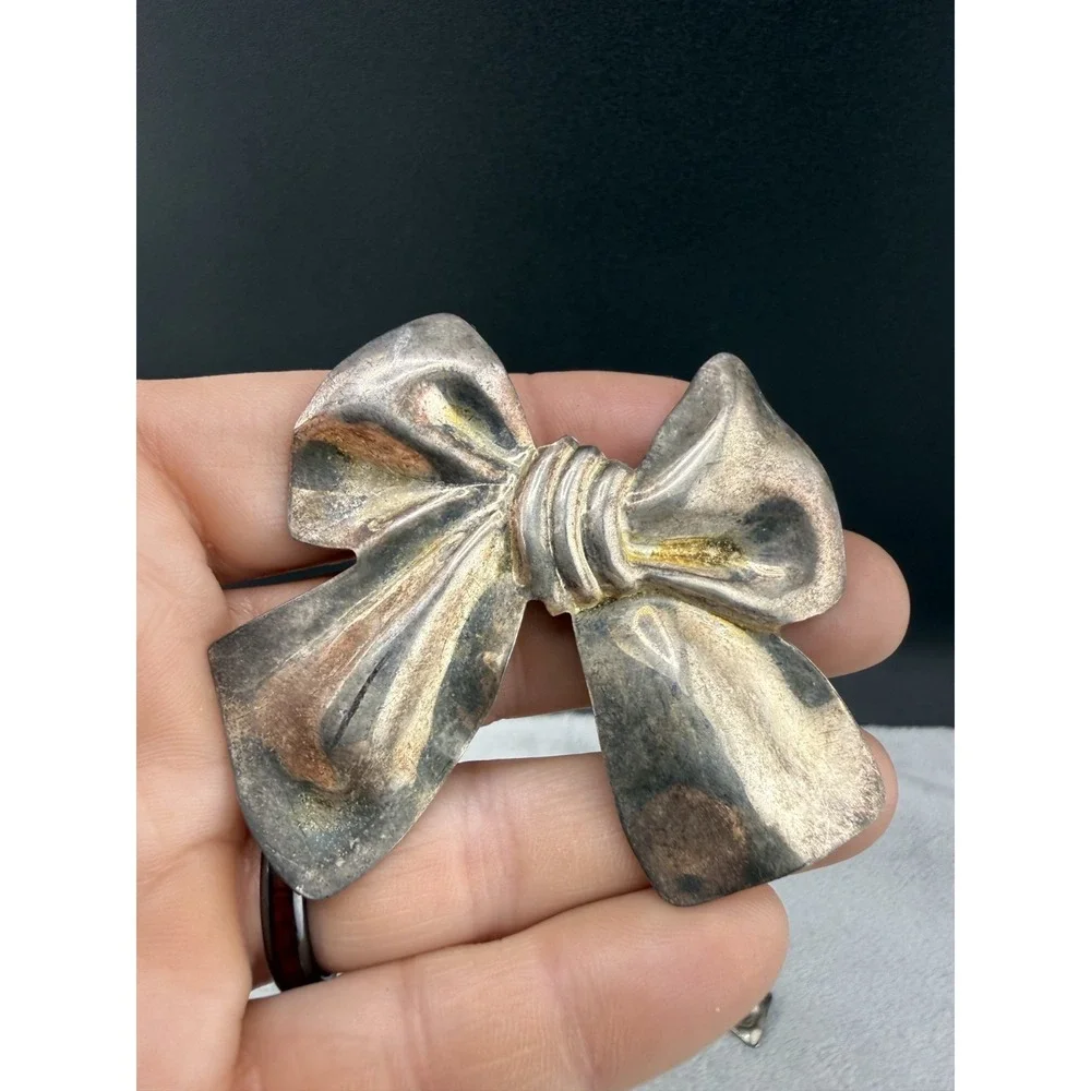 Vintage Silver Tone Bow Brooch Clip On Earrings Set‎